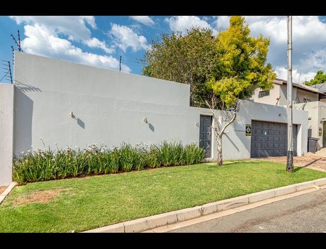 4 BEDROOM HOUSE RENTED IN PARKHURST